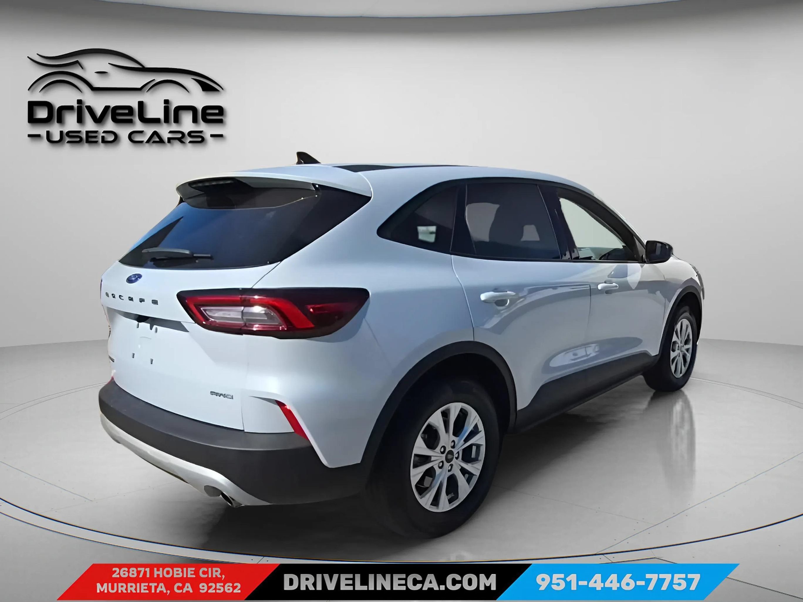 Used 2025 Ford Escape Active AWD/4WD image 2