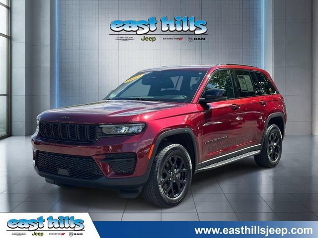 Certified 2024 Jeep Grand Cherokee Altitude AWD/4WD image 7