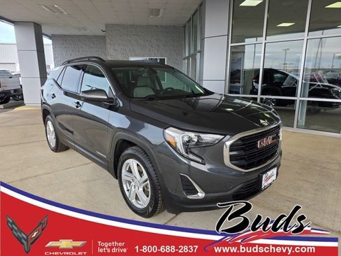 Used 2019 GMC Terrain SLE w/ GMC Pro Grade Package AWD/4WD image 1