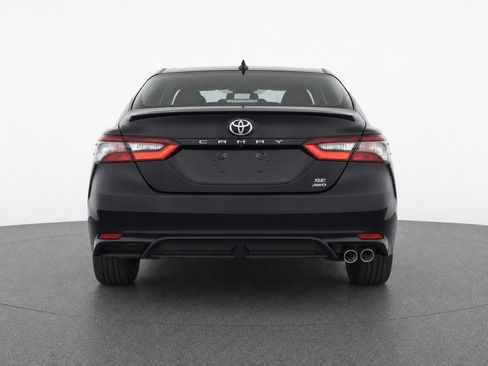 Used 2024 Toyota Camry SE w/ Cold Weather Package AWD/4WD image 4