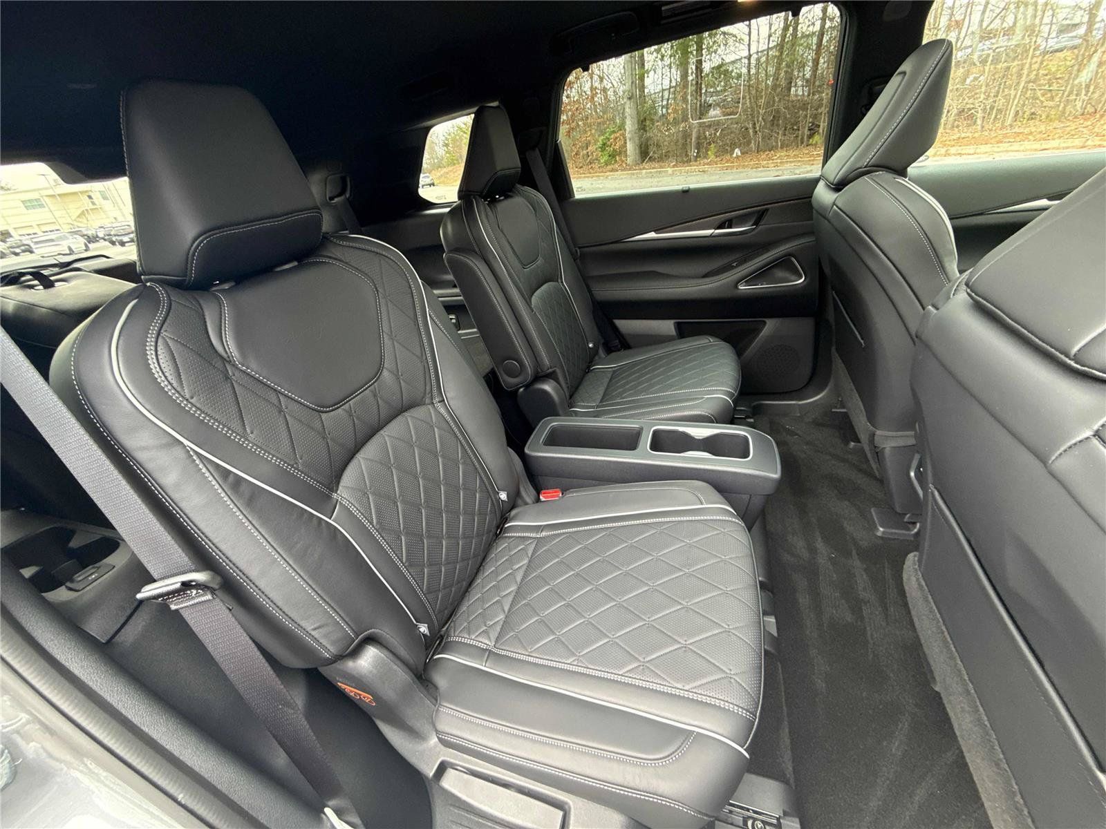Used 2025 INFINITI QX60 Autograph w/ Cargo Package AWD/4WD image 27