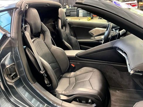 Used 2020 Chevrolet Corvette Stingray Preferred Cpe w/ 2LT Preferred Equipment Group RWD image 11
