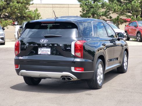 Used 2022 Hyundai Palisade SE AWD/4WD image 2