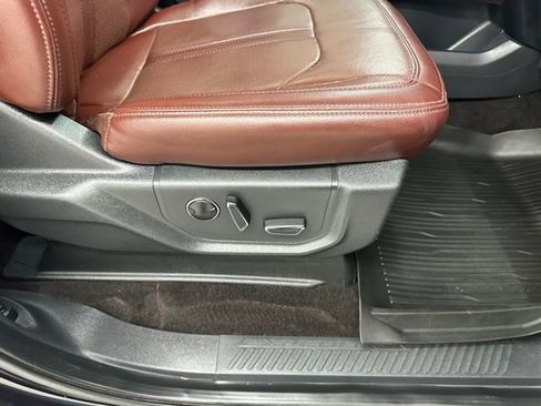 Used 2023 Ford Expedition Max Limited image 10