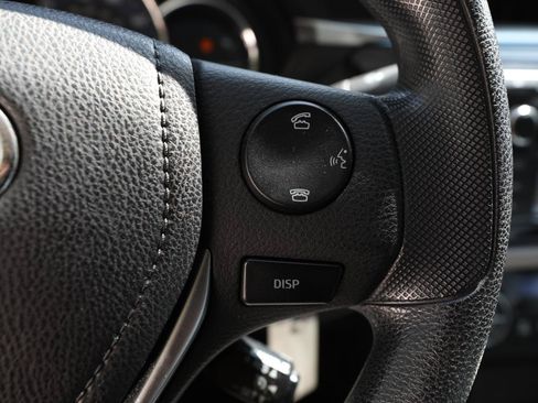 Used 2015 Toyota Corolla LE FWD image 19
