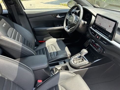 Used 2022 Kia Forte GT-Line w/ GT-Line Premium Package FWD image 28