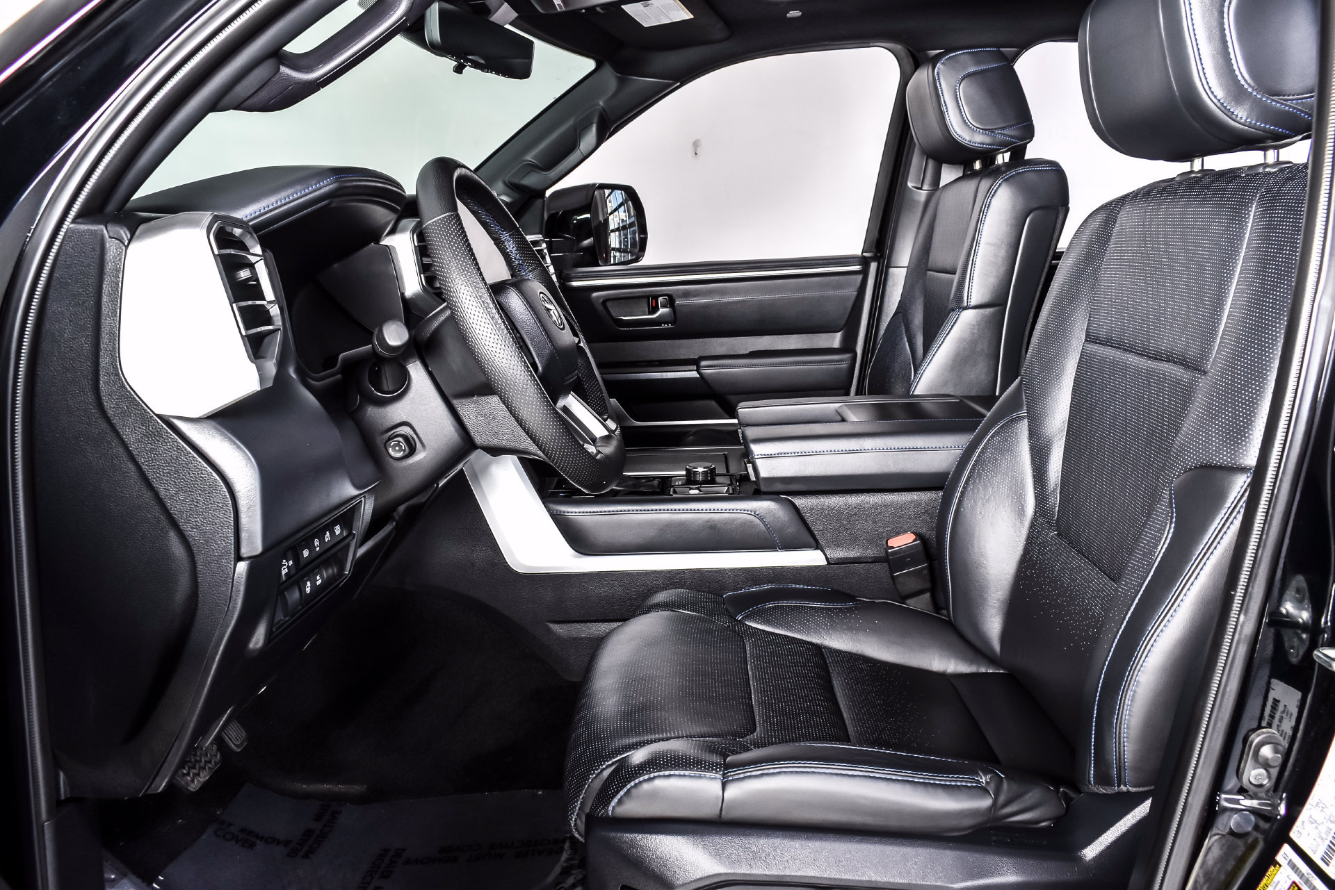 Used 2024 Toyota Tundra Platinum AWD/4WD image 13