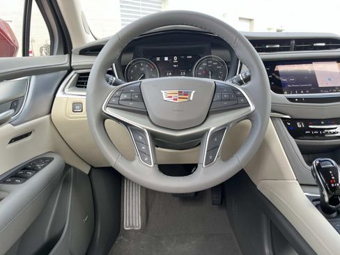 New 2026 Cadillac XT5 Premium Luxury w/ Driver Assist Package AWD/4WD image 14
