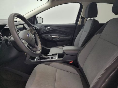 Used 2017 Ford Escape SE w/ Equipment Group 201A FWD image 17