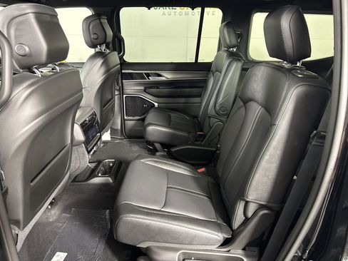 New 2026 Jeep Grand Wagoneer Limited AWD/4WD image 14