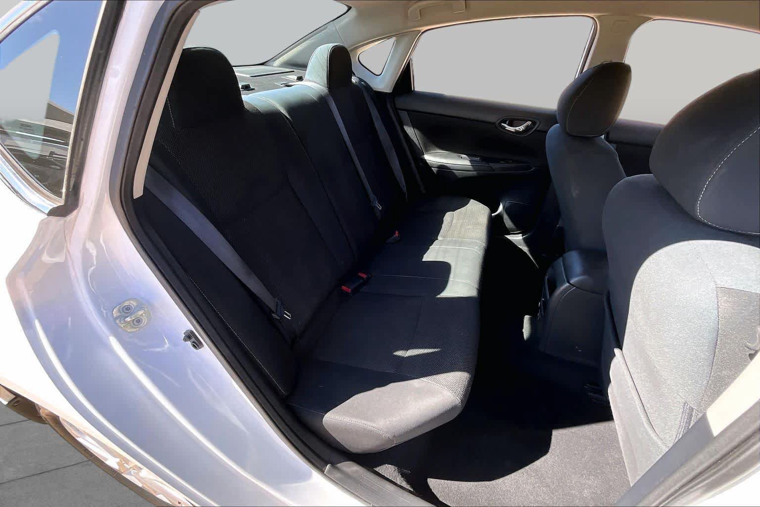 Used 2019 Nissan Sentra S w/ Appearance Package FWD image 18