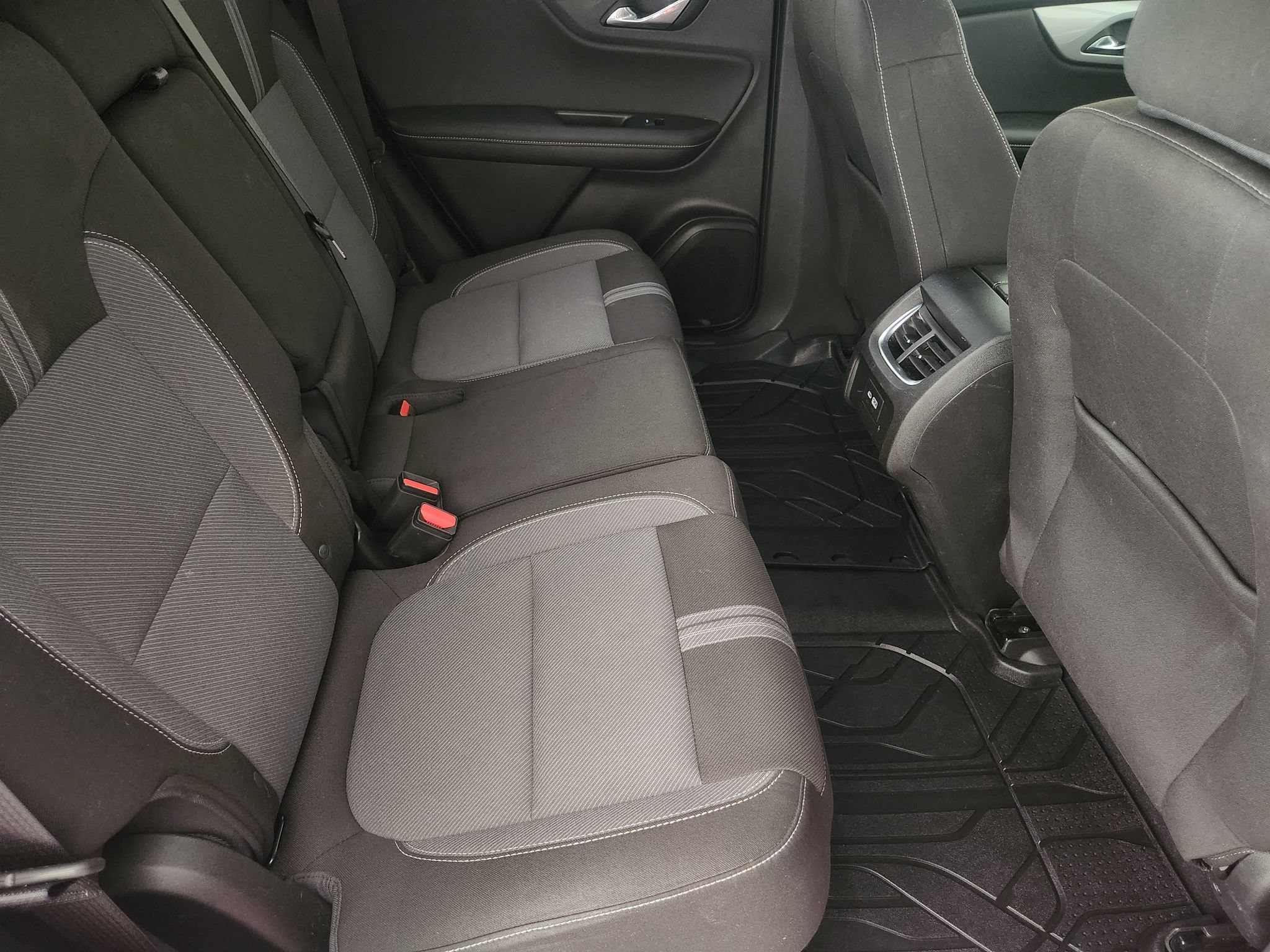 Used 2023 Chevrolet Blazer LT w/ Convenience Package FWD image 32