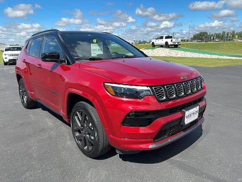 Used 2024 Jeep Compass Limited w/ High Altitude Package AWD/4WD image 3