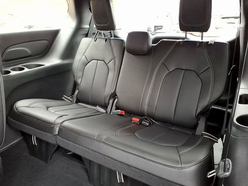 New 2026 Chrysler Voyager LX FWD image 9