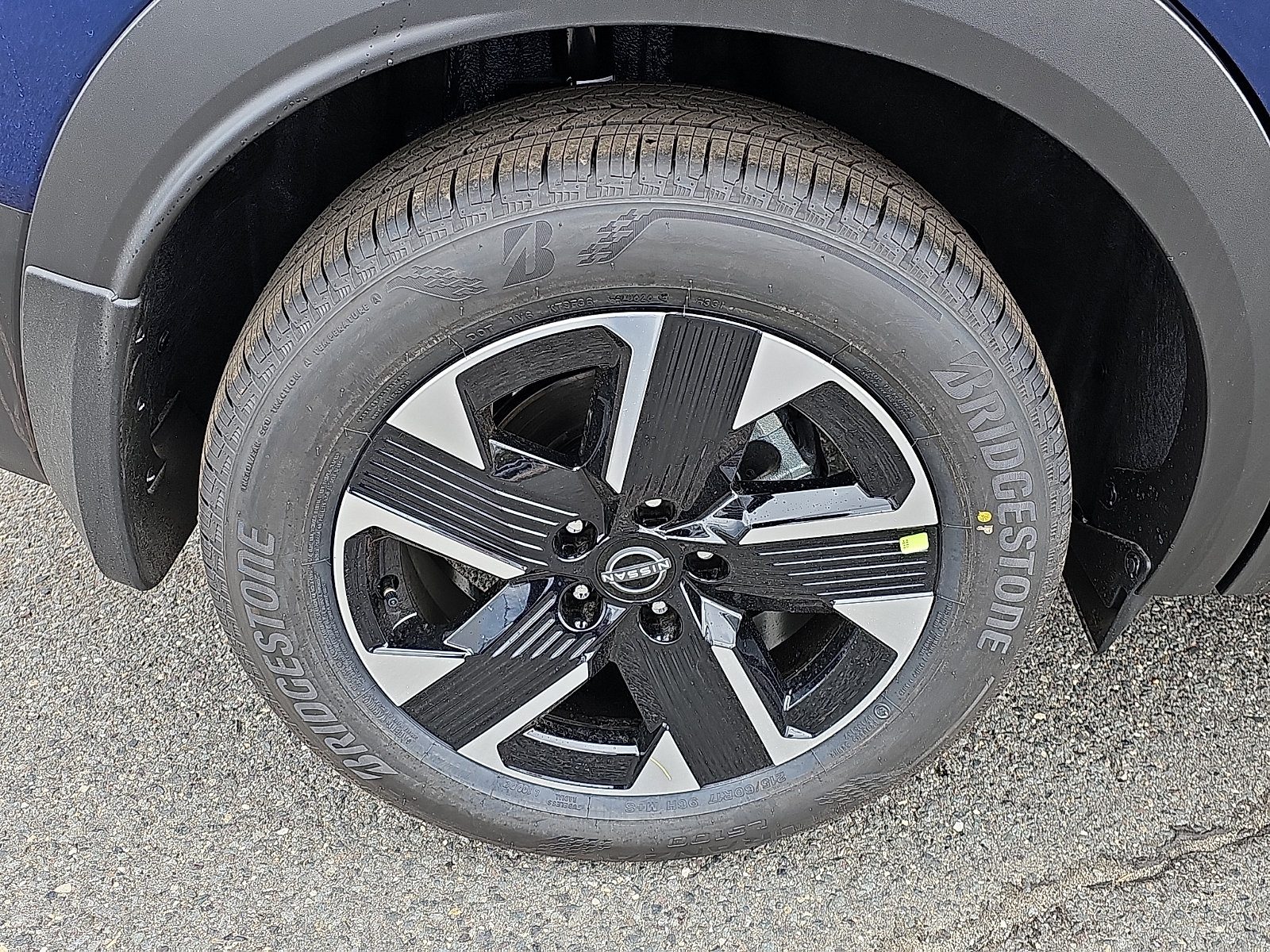 New 2026 Nissan Kicks SV w/ Cold Weather Package AWD/4WD image 6