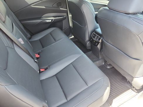 Used 2024 Lexus RX 350h w/ Convenience Package AWD/4WD image 18