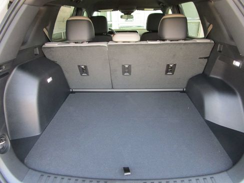 New 2027 GMC Terrain Elevation w/ Elevation Premium Package FWD image 14