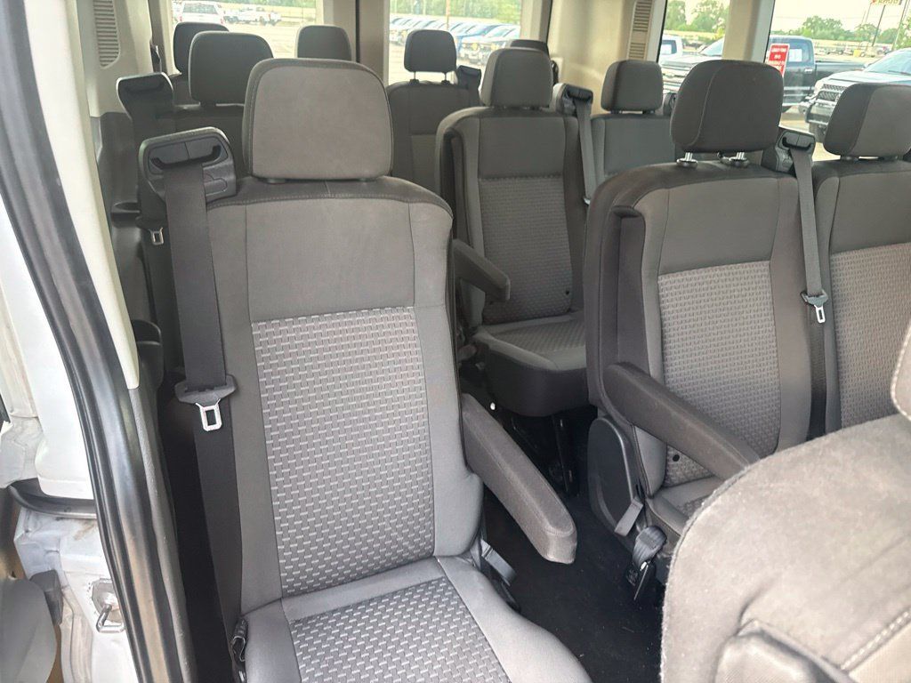 Used 2024 Ford Transit 350 XLT RWD image 9