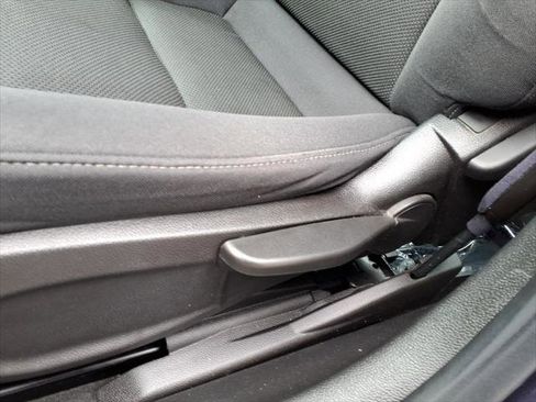 Used 2014 Chevrolet Cruze LT FWD image 12