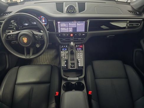 Certified 2026 Porsche Macan Turbo AWD/4WD image 18