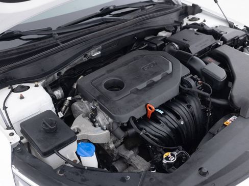 Used 2020 Kia Optima LX FWD image 38