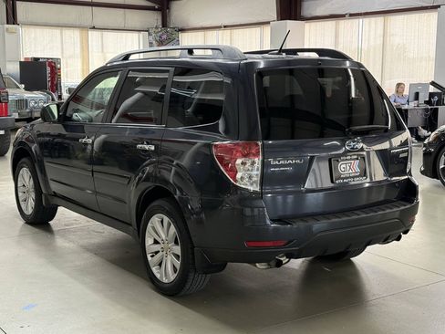 Used 2012 Subaru Forester 2.5X Premium w/ All-Weather Pkg AWD/4WD image 4