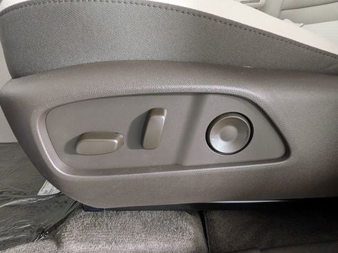 New 2026 GMC Terrain Denali AWD/4WD image 18