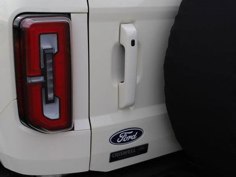New 2026 Ford Bronco Outer Banks w/ Sasquatch Package AWD/4WD image 7