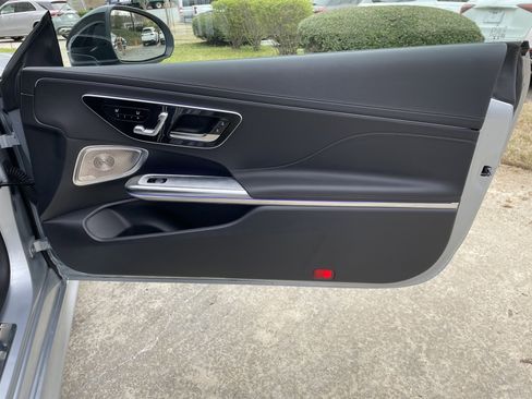 Certified 2024 Mercedes-Benz CLE 300 4MATIC Coupe image 38