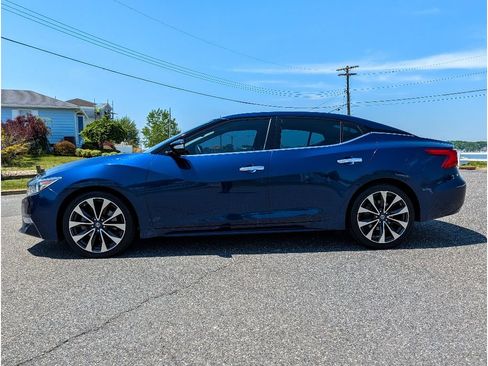 Used 2016 Nissan Maxima SR FWD image 9