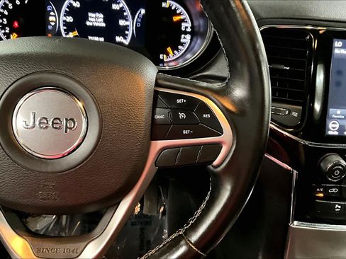 Used 2021 Jeep Grand Cherokee Overland AWD/4WD image 25