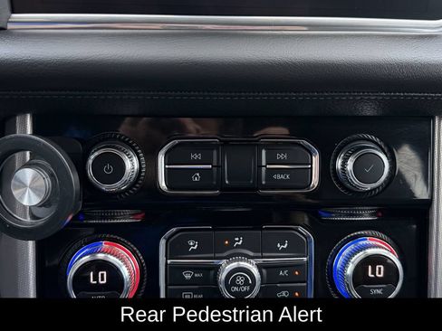 Used 2022 GMC Yukon XL Denali w/ Max Trailering Package AWD/4WD image 25
