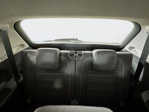 Used 2024 Volkswagen Tiguan S image 27