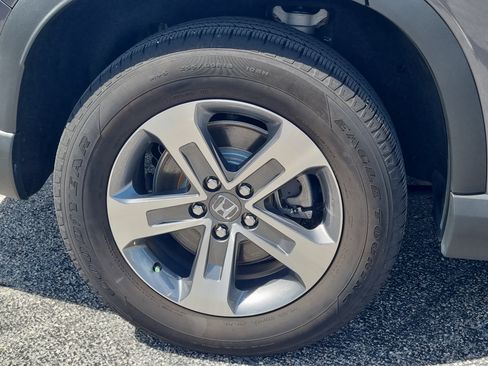 Used 2025 Honda Pilot EX-L image 11