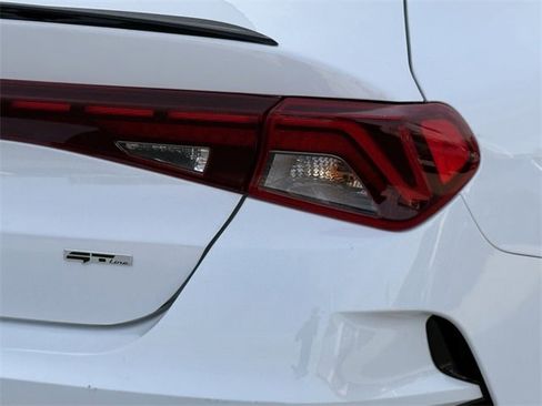 Used 2023 Kia K5 GT-Line image 6