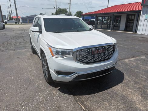 Used 2018 GMC Acadia Denali w/ Technology Package AWD/4WD image 3