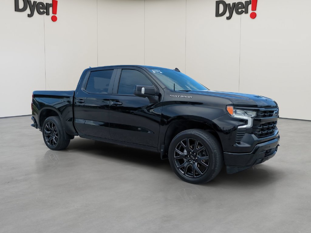 Used 2024 Chevrolet Silverado 1500 RST w/ Convenience Package II RWD image 2