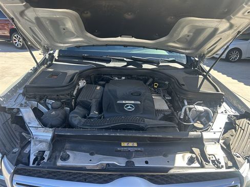 Used 2016 Mercedes-Benz GLC 300 4MATIC w/ Premium Package image 44