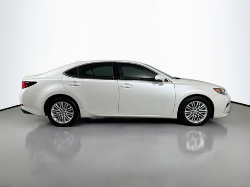 Used 2017 Lexus ES 350 image 5
