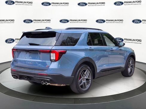 Certified 2025 Ford Explorer ST w/ Sun And Sound Package AWD/4WD image 5