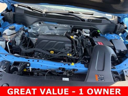 Certified 2024 Chevrolet Trax RS w/ Driver Confidence Package FWD image 11