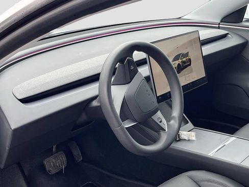 Used 2024 Tesla Model 3 RWD image 9