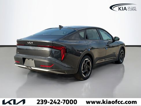 New 2025 Kia K4 EX image 5
