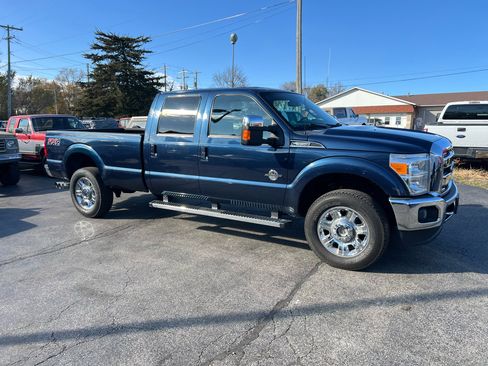 Used 2015 Ford F350 Lariat w/ Chrome Package image 3