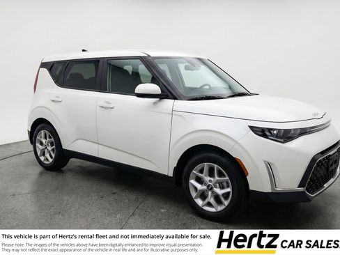 Used 2025 Kia Soul LX w/ LX Technology Package image 1