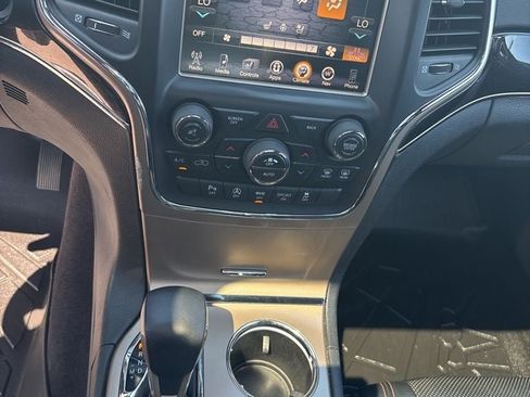 Used 2016 Jeep Grand Cherokee Limited 75th Anniversary AWD/4WD image 17