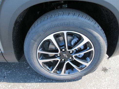 New 2026 Chevrolet TrailBlazer LT w/ LPO, Blackout Package image 9