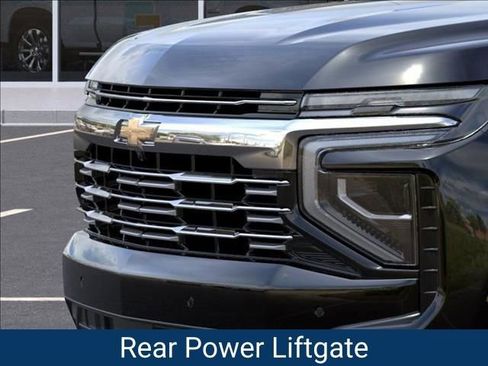 New 2026 Chevrolet Suburban Premier image 15