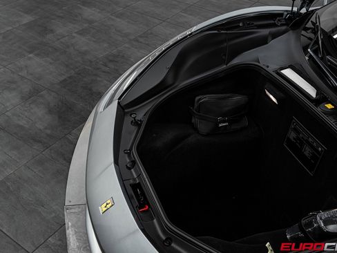 Used 2018 Ferrari 488 GTB image 10