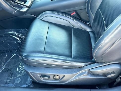 Used 2024 Ford Mustang Premium image 19